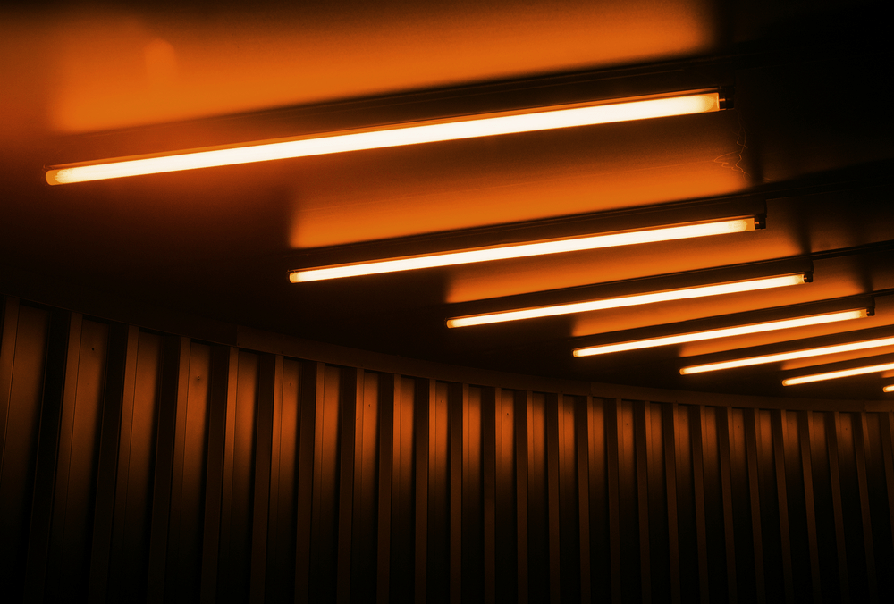LED Tubes Vs Ordinary Tubes - LEDMyPlace