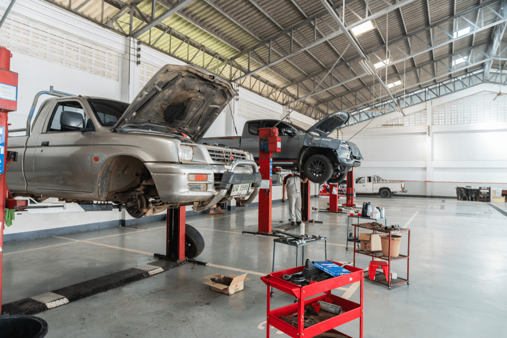 Top 5 LED Garage Lights - LEDMyPlace