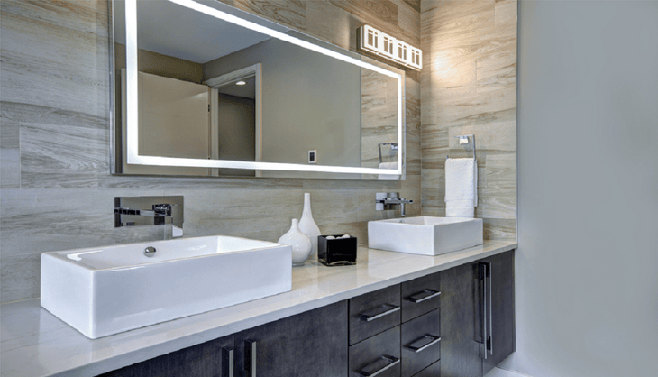 What Should I Look for in a Lighted Vanity Mirror?
