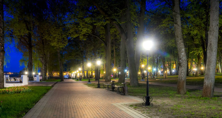 What Types Of Bases Do LED Corn Bulbs Have?