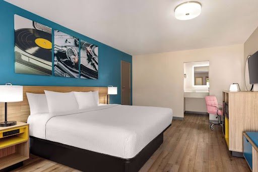 Hotel Guest Room Lighting